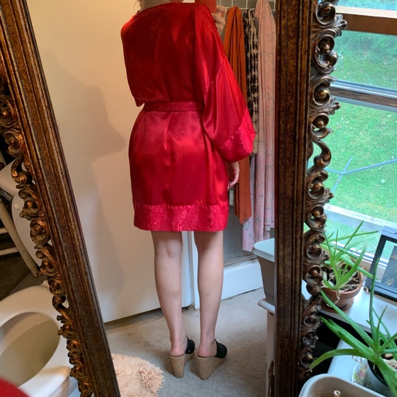 Vintage Victoria’s Secret Red Satin Robe Duster OS - Picture 5 of 10